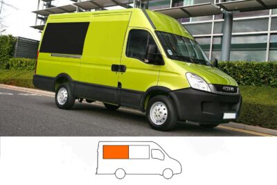 Iveco-Daily-MWB-O_S-Rear-Fixed-Window-3908_VP